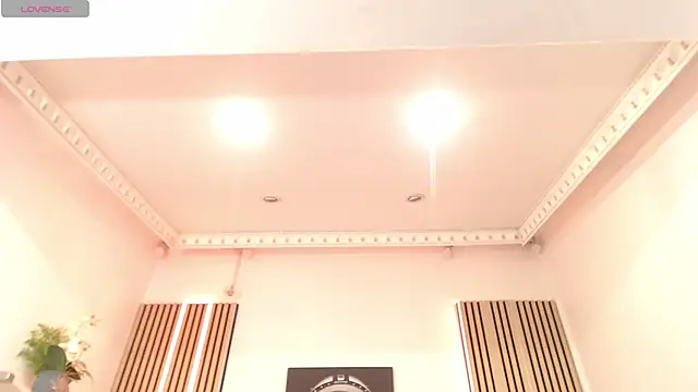 RileyLanna online show from 11/01/25, 03:35