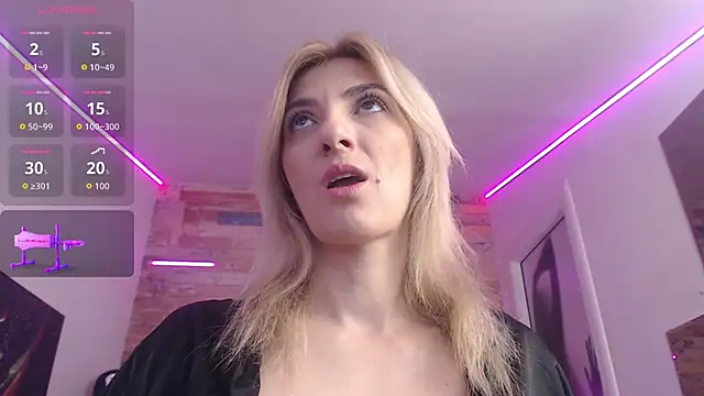 RileyLanna online show from 10/15/25, 03:49