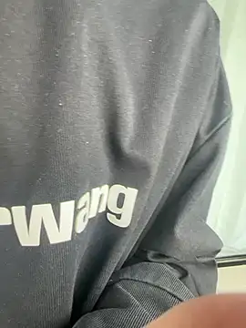 POCARI SWEAT online show from 04/09/26, 01:18