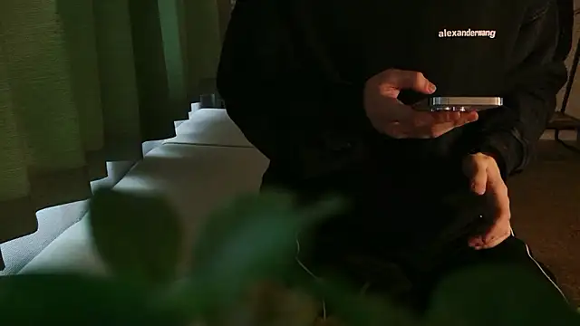 POCARI SWEAT online show from 02/08/26, 06:33