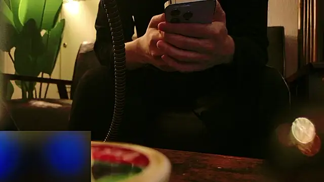 POCARI SWEAT online show from 11/08/25, 12:31