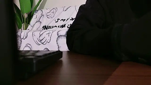 POCARI SWEAT online show from 03/03/26, 05:25