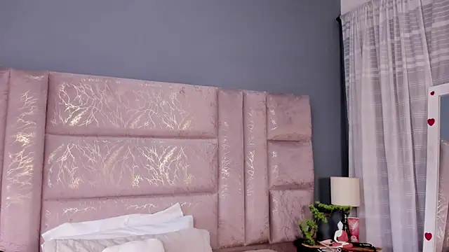 AnnieNasty online show from 11/08/25, 12:09