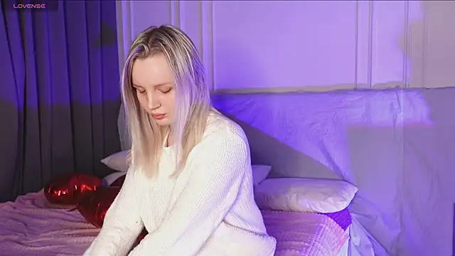 Beatrica Klein online show from 02/12/25, 05:05