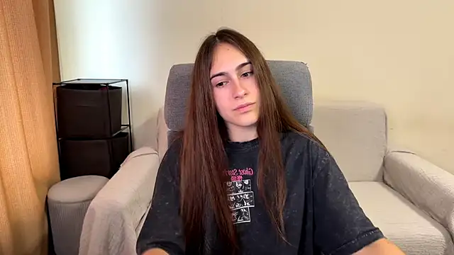 AliceKolltt online show from 11/06/25, 10:19