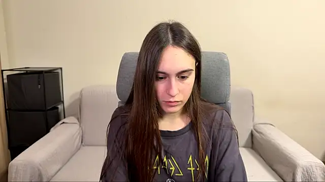 AliceKolltt online show from 04/16/26, 09:39