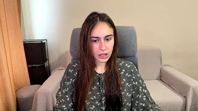 AliceKolltt online show from 10/15/25, 07:49