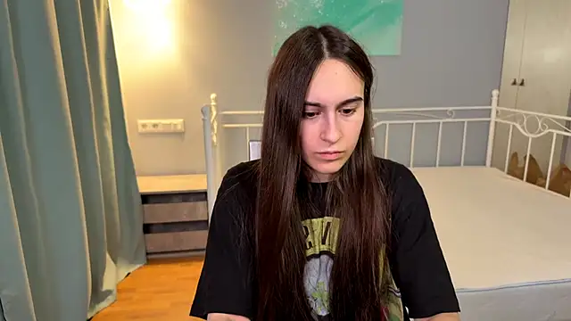 Snapshot of AliceKolltt chatting on 06/14/26, 02:24 AliceKolltt online show from 06/14/26, 02:24