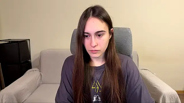 AliceKolltt online show from 04/09/26, 09:43