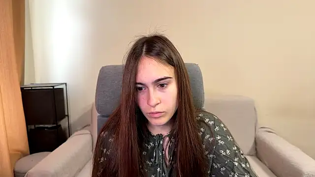 AliceKolltt online show from 10/13/25, 08:16