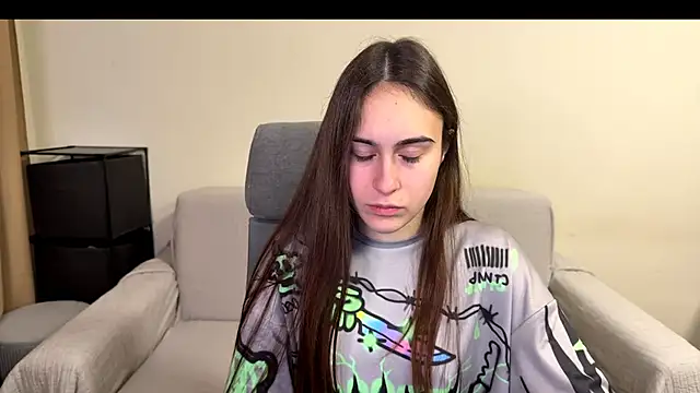 AliceKolltt online show from 12/03/25, 01:54