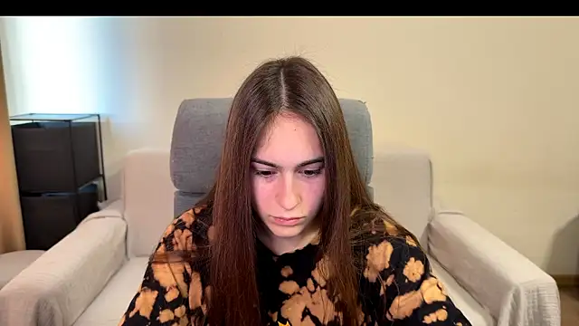 AliceKolltt online show from 11/19/25, 09:31