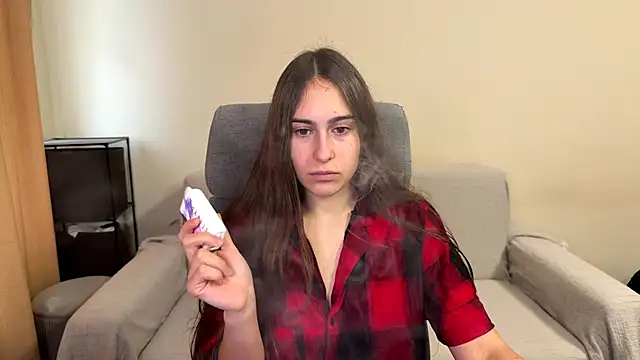 AliceKolltt online show from 10/27/25, 08:59