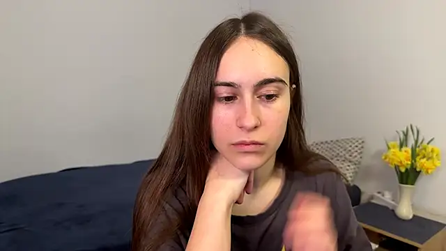 Snapshot of AliceKolltt chatting on 04/29/26, 10:38 AliceKolltt online show from 04/29/26, 10:38