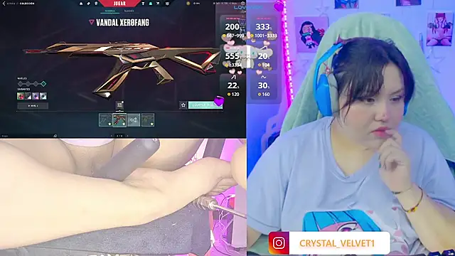 Snapshot of crystal7u7 chatting on 10/14/25, 08:09 crystal7u7 online show from 10/14/25, 08:09