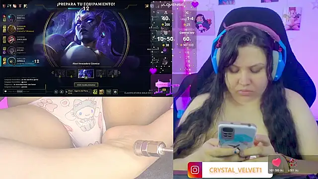 crystal7u7 online show from 10/25/25, 08:42