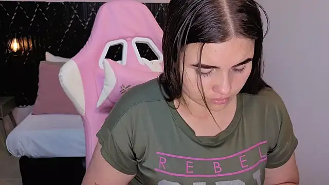 Aabby lee online show from 03/31/26, 08:55