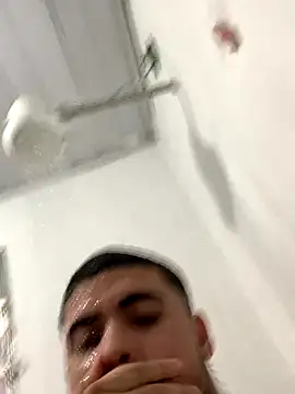 Snapshot of Casal_Safado_ chatting on 10/04/25, 08:43 Casal Safado  online show from 10/04/25, 08:43