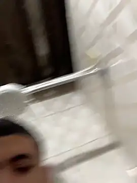 Snapshot of Casal_Safado_ chatting on 09/17/25, 04:03 Casal Safado  online show from 09/17/25, 04:03