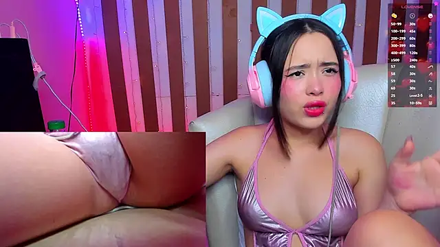 Ashley sa online show from 03/12/25, 10:07