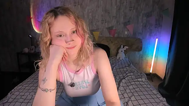 MariaMango online show from 02/25/25, 10:31