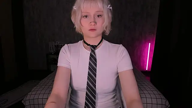 MariaMango online show from 09/29/25, 10:15