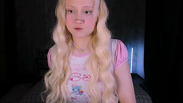 MariaMango online show from 11/12/25, 01:10