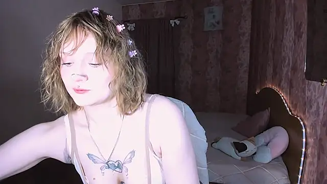 MariaMango online show from 04/22/26, 01:34