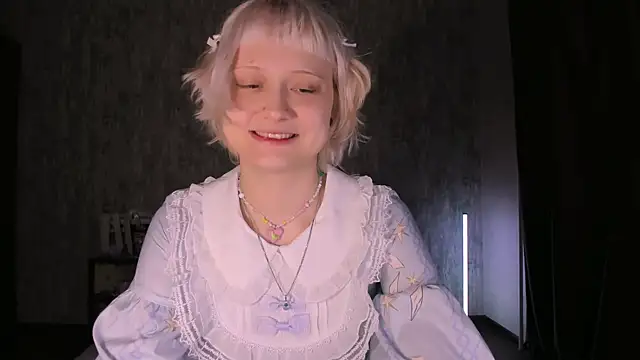 MariaMango online show from 09/16/25, 12:22