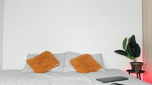 Snapshot of frank_myles chatting on 01/08/26, 10:49 frank myles online show from 01/08/26, 10:49