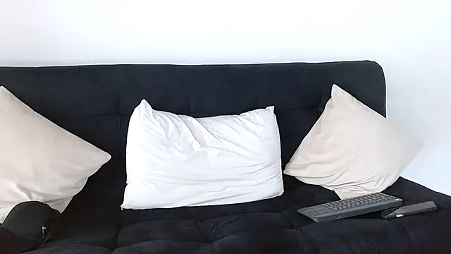 frank myles online show from 10/03/25, 07:48