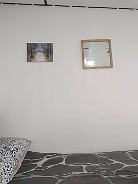 antoniamoreno82 online show from 02/14/25, 05:36