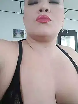 antoniamoreno82 online show from 01/05/25, 05:41