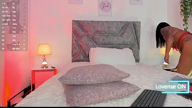 emilycat 777 online show from 11/14/25, 05:44