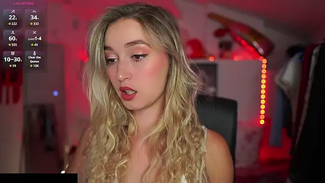 Alexis   Texas online show from 10/03/25, 06:20