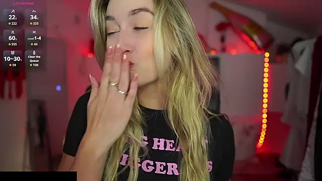 Alexis   Texas online show from 09/17/25, 07:05