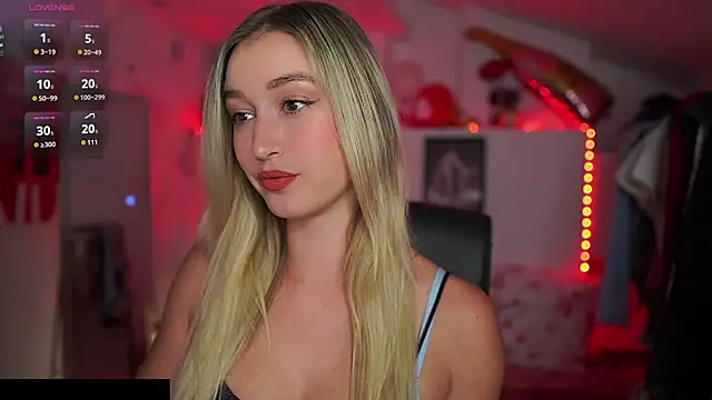 Alexis   Texas online show from 10/05/25, 06:09