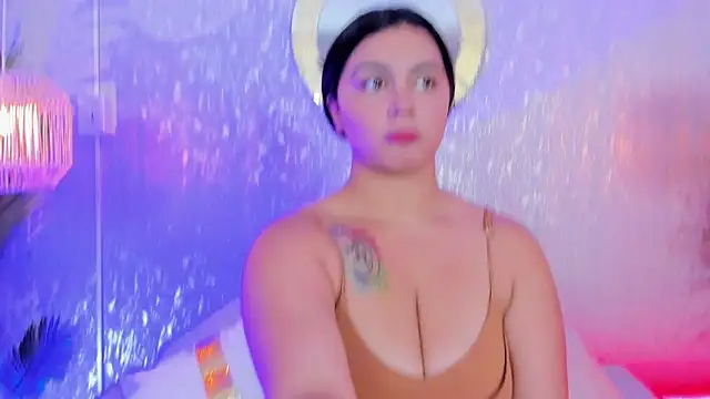 alina stark online show from 04/14/26, 07:41