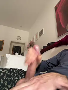 Frank22xx online show from 10/27/25, 07:20