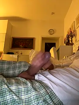 Frank22xx online show from 11/23/25, 05:45