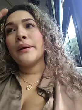 Sara smiiith211 online show from 03/23/26, 08:41