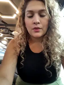 Sara smiiith211 online show from 03/15/25, 02:14