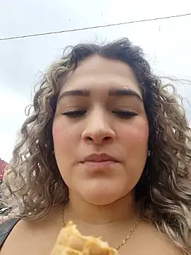 Sara smiiith211 online show from 04/02/26, 06:36