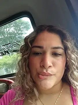 Sara smiiith211 online show from 04/04/26, 04:35