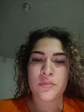 Sara smiiith211 online show from 05/14/26, 09:12