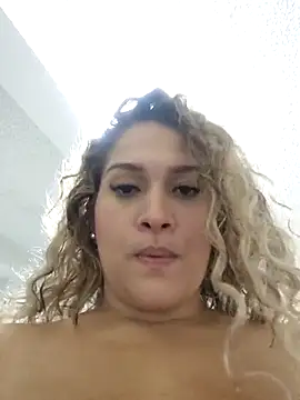 Sara smiiith211 online show from 03/02/25, 04:07