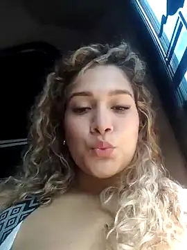 Sara smiiith211 online show from 02/07/25, 09:04