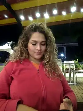 Sara smiiith211 online show from 03/07/25, 01:42