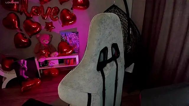 lily williamss online show from 02/28/25, 03:59