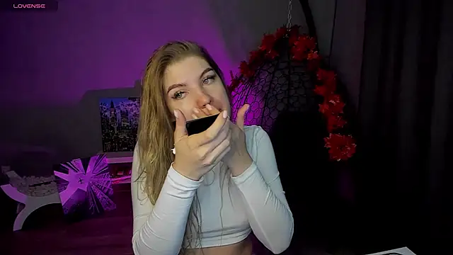 lily williamss online show from 09/30/25, 12:05